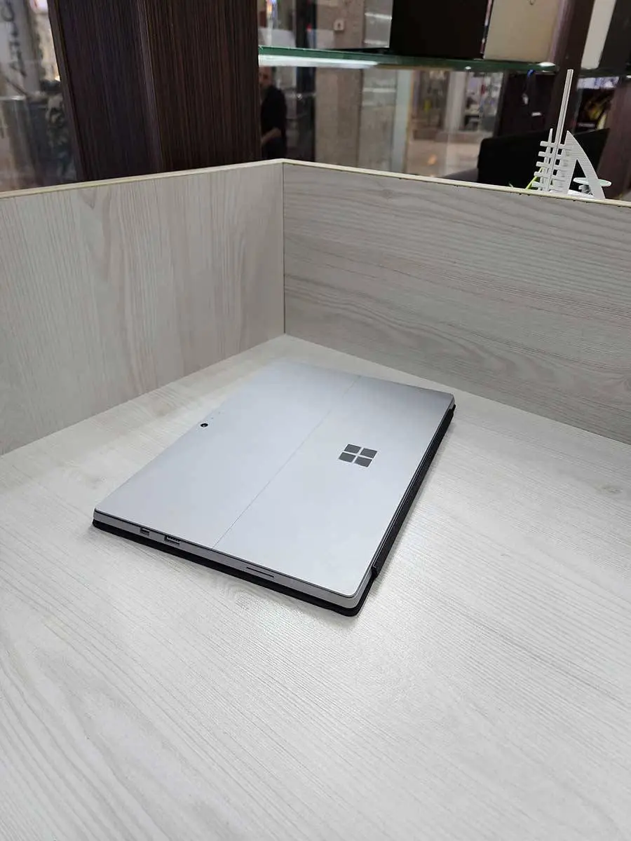 مایکروسافت سرفیس پرو 6 Microsoft Surface Pro
