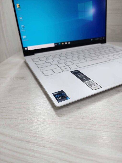 لپ تاپ Lenovo Yoga Slim 7 Carbon 13ITL5