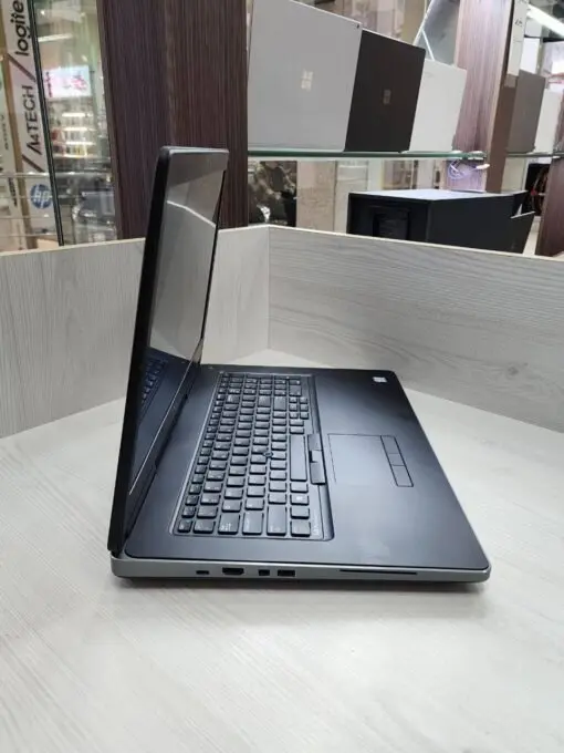 لپ تاپ دل پرسیژن Dell precision 7710