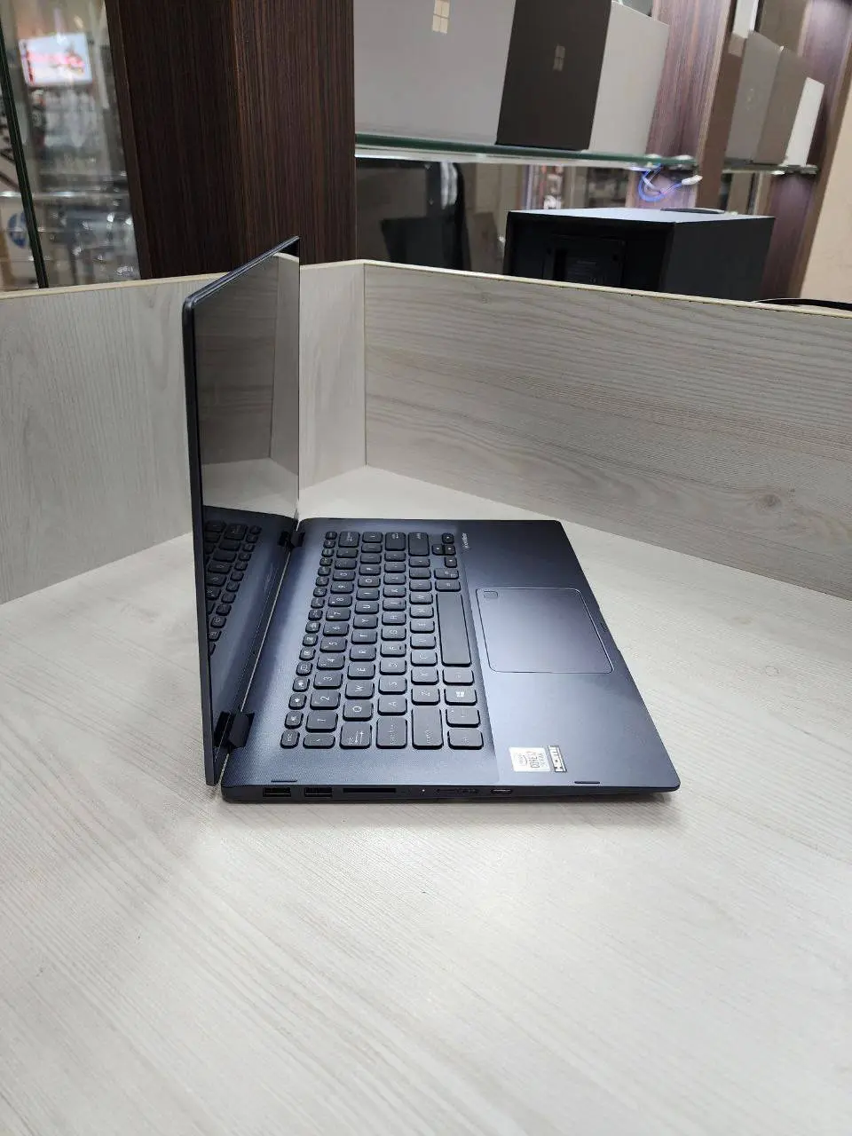 لپ تاپ ایسوس Asus Vivobook Flip 14 TP412F