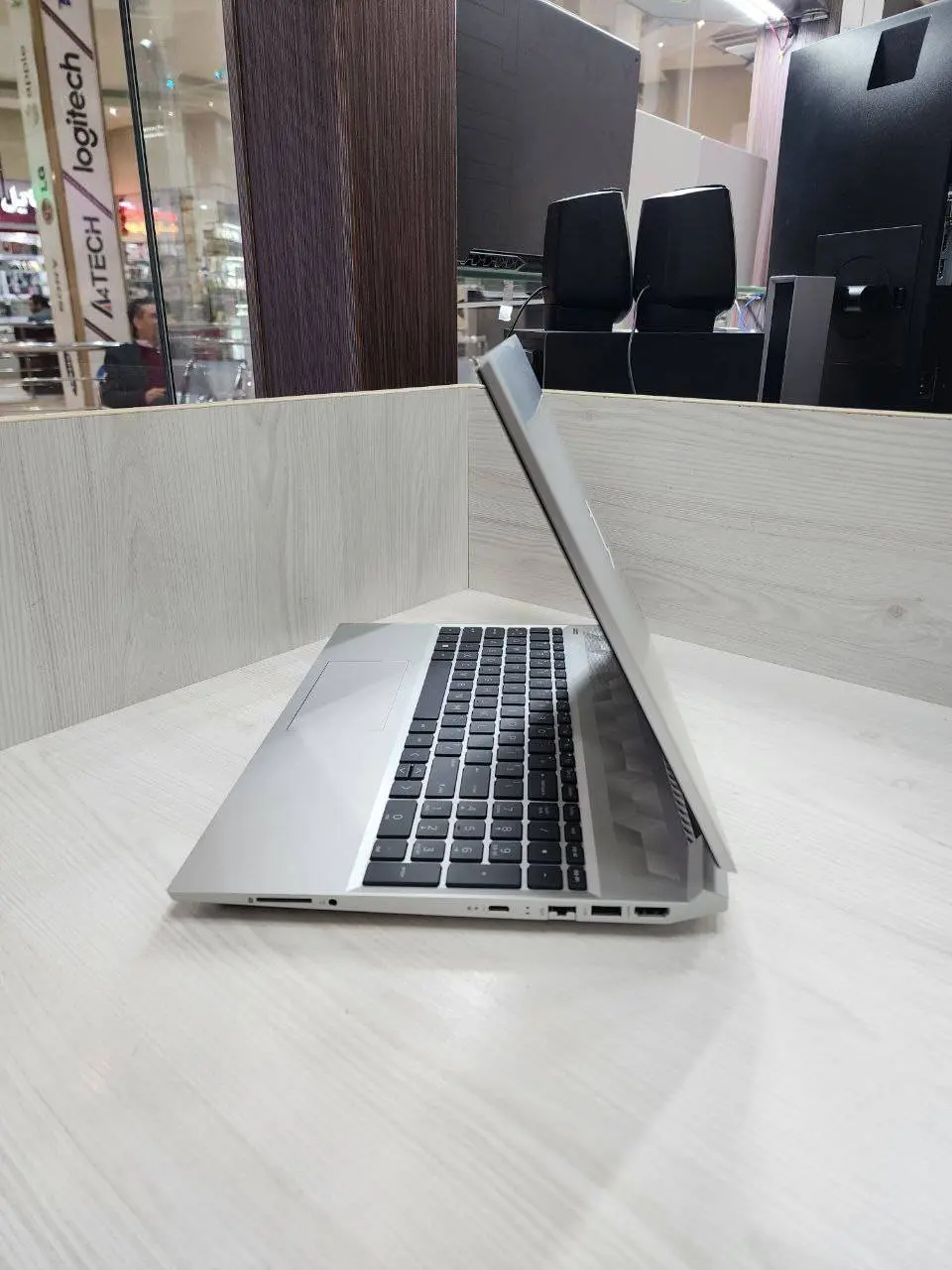 لپ تاپ HP ZHAN 99 G4 Workstation