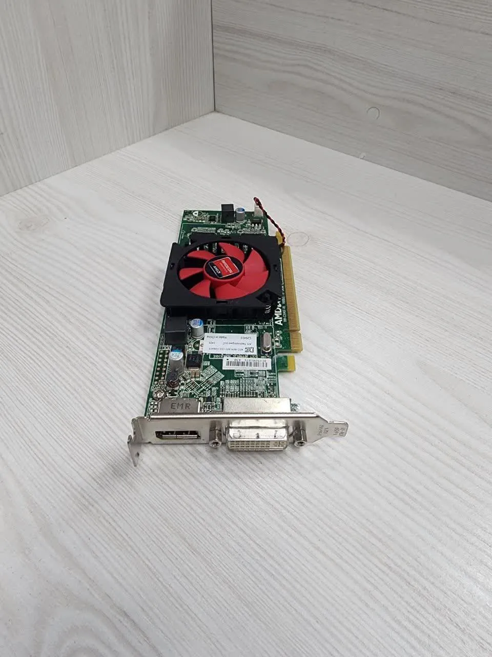 کارت گرافیک AMD Radeon HD 7470 1GB