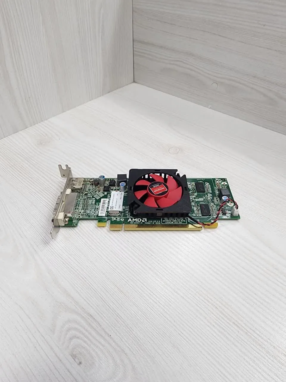کارت گرافیک AMD Radeon HD 7470 1GB