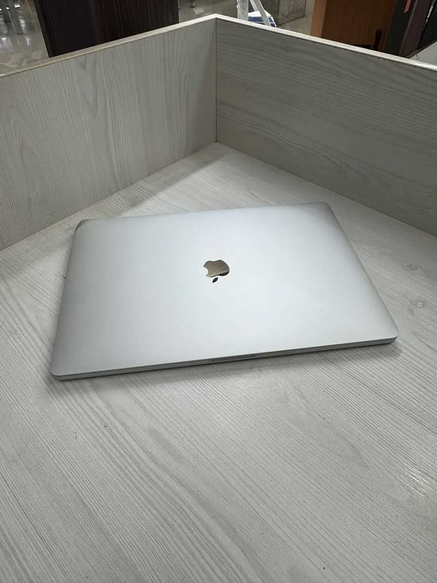 لپ تاپ مک بوک پرو Apple Mackbook 2019 - A2141 ال سی دی شکسته - Image 4